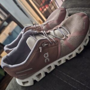 OnCloud Running Shoes